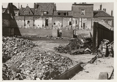 A-431 De Botermarkt te Middelburg, na het bombardement