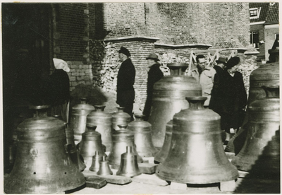 A-866III Klokken van het nieuwe carillon van de Abdijtoren te Middelburg