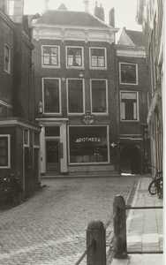 A-99 Gezicht vanuit de Sint Pieterstraat op de Korte Delft te Middelburg