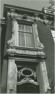 AS-186 Deel van de gevel van het voormalige postkantoor aan de Lange Noordstraat te Middelburg