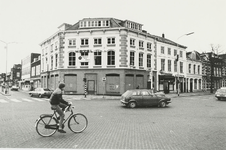 B-1441 Gezicht op het voormalige Hotel Pax te Middelburg, staande op de hoek van de Stationsstraat en de Blauwedijk, ...