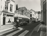 B-1589 Gezicht in de Lange Noordstraat te Middelburg, richting Korte Noordstraat