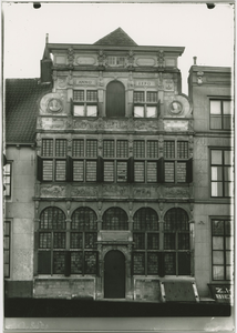 B-1808 Het huis In de Steenrotse aan de Dwarskaai te Middelburg