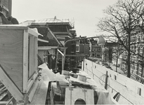 B-1819 Gezicht op het Hofplein vanaf de dakgoot van een huis