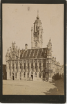 B-1913 Het stadhuis aan de Grote Markt te Middelburg