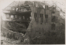 B-505 Het pakhuis Kuiperspoort 20 te Middelburg bij beschietingen tijdens de bevrijding verwoest
