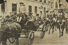 P-1147 Onafhankelijkheidsfeest te Middelburg, 5 Mei 1914. Optocht tijdens het Onafhankelijkheidsfeest ter gelegenheid ...