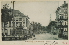 P-967 Stationsweg - Middelburg.. Gezicht op de Stationsstraat te Middelburg met rechts Hotel Du Commerce. Op de ...