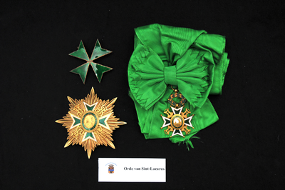 71 Medaille Orde van Lazarus. De Orde van Sint-Lazarus, voluit Militaire en Hospitaalorde van Sint Lazarus van ...