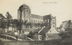 1830 Groote Kerk, Veere. Gezicht op de Grote kerk te Veere met rechts de cisterne