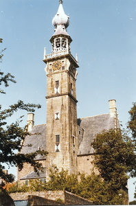 191 De achterzijde en de toren van het Stadhuis te Veere