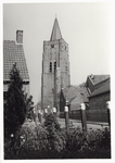 2430 De toren van de Nederlandse hervormde kerk te Oostkapelle