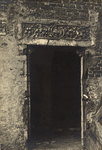 1111d Gezicht op de poort in de achtergevel van het huis het Lammetje te Veere, vóór de restauratie