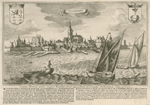 1154 Vlissingen. Gezicht op de stad Vlissingen van de zeezijde, met op de voorgrond schepen, de wapens van Zeeland en ...