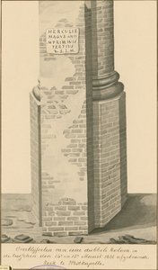 1332d Overblijfselen van eene dubbele kolom in de tusschen den 14en en 15 en Maart 1831 afgebrande kerk te Westkapelle. ...
