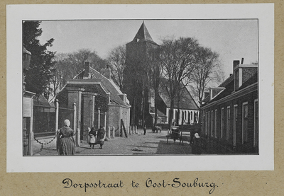 3-38 De Dorpsstraat te Oost-Souburg met de Nederlandse Hervormde kerk