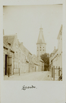 3181 [De Molenstraat te] Groede. [c. 1910]. 1 foto ; 10,1 x 7,9 cm, blad 13,8 x 8,9 cm, 1910 c.]