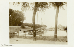 3230 Gezicht in Terneuzen. [c. 1925]. 1 foto ; 7,8 x 11 cm, blad 9 x 14 cm, 1925 c.]