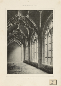 490-6 Abbaye de Middelbourg. Aile septentrionale du Cloître (Intérieur). De noordelijke vleugel van de kloostergang aan ...