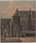 513 Gezicht op de muntpoort of Witte toren en de ingang naar de statenkamers aan het Abdijplein te Middelburg