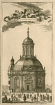 624 Templum Novum Medioburgense. De Oostkerk te Middelburg, met voorbijgangers met titel gedragen door putti en ...