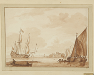 903 Gezicht op de rede en het fort van Rammekens te Ritthem, van de zeezijde, met schepen op de voorgrond