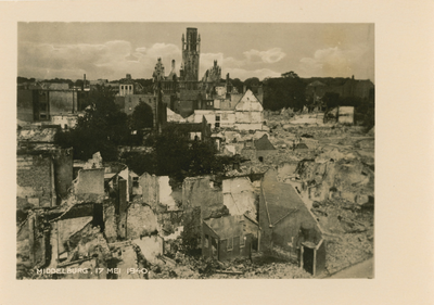 1195-109 Middelburg, 17 mei 1940. Verwoeste panden in het centrum van Middelburg na het bombardement van 17 mei 1940. ...
