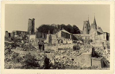 1195-171 Verwoestingen in het centrum van Middelburg na het bombardement van 17 mei 1940