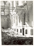 1195-85 Het verwoeste interieur van de vleeshal van het stadhuis te Middelburg na het bombardement van 17 mei 1940