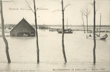377-112 Watersnood in Zeeland - Maart 1906.. Gezicht op de ondergelopen hofstede Arenthals te Hontenisse met vissersschepen