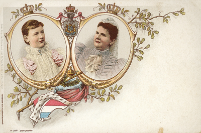 421-1 Gekroonde medaillons met de portretten van koningin-regentes Emma en prinses Wilhelmina, omlijst met takken met ...
