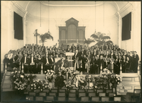 427 Uitvoering in de concertzaal aan de Singelstraat te Middelburg ter herdenking van het 100-jarig bestaan van de ...