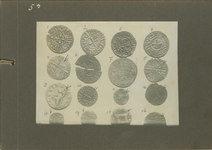 470-12 Afbeelding der verzameling munten en andere voorwerpen, gevonden te Domburg en bijeengebracht door den heer H.J. ...