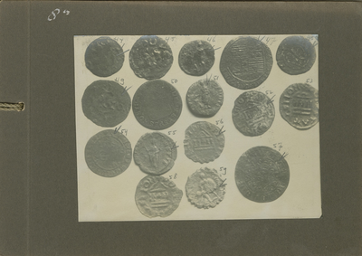 470-18 Afbeelding der verzameling munten en andere voorwerpen, gevonden te Domburg en bijeengebracht door den heer H.J. ...