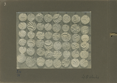 470-3 Afbeelding der verzameling munten en andere voorwerpen, gevonden te Domburg en bijeengebracht door den heer H.J. ...