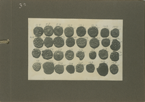 470-8 Afbeelding der verzameling munten en andere voorwerpen, gevonden te Domburg en bijeengebracht door den heer H.J. ...