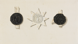 741 Het oudzegel en twee zegels van de stad Vlissingen (circa 1800)