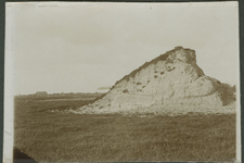 129-1 Berg te Duivendijke tijdens de afgraving