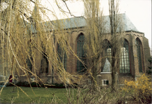123-25 De achterzijde van de Nederlandse Hervormde Sint Baafs kerk te Aardenburg