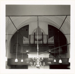 124-15 Het orgel in de Nederlandse Hervormde kerk te Arnemuiden