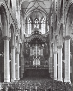 128-35 Het orgel in de Nederlandse Hervormde Grote of Maria Magdalenakerk te Goes