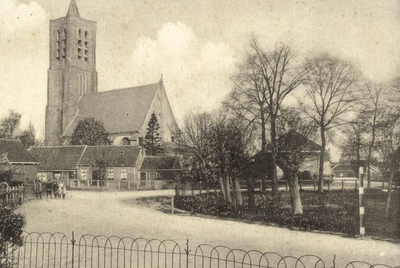 130-72 's Heer-Arendskerke.. Gezicht op de Nederlandse Hervormde kerk te 's-Heer Arendskerke