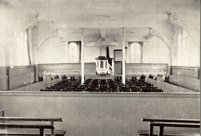 131-19 Interieur van de voormalige Nederlandse Hervormde kerk te Hoek