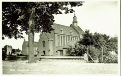 139-6 Sluis, Hoogstraat met N.H. Kerk. De Nederlandse Hervormde kerk te Sluis