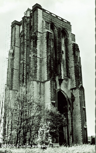 143-44 Zierikzee, St. Lievens Monstertoren. De Sint Lievensmonstertoren te Zierikzee
