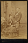 352-639 Prins Gustav van Zweden (1858-1950), later koning Gustav V en zijn echtgenote Victoria, prinses von Baden ...