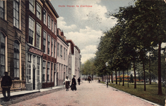 10173 Oude Haven te Zierikzee. Gezicht op de panden aan de Oude Haven te Zierikzee met links een ...