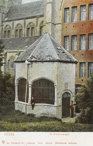 1174 Veere St. Willebrordusput. De cisterne bij de Grote Kerk aan de Oudestraat te Veere
