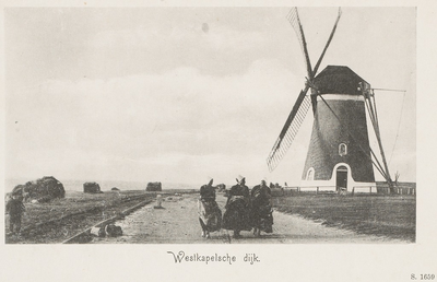 1312 Westkapelsche dijk. De molen Prins Hendrik op de Zeedijk te Westkapelle