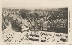 1514 Vogelvlucht (van af 't Stadhuis) Middelburg. Gezicht vanaf het stadhuis op de Grote Markt en omgeving te Middelburg